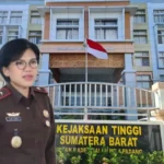 Picsart_24-08-13_09-34-06-473