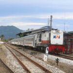 Kereta Rakyat Bernama Pariaman Ekspres, Menyatukan Kota, Pesisir, dan Budaya
