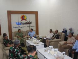 KASDAM XX/TUANKU IMAM BONJOL TERIMA KUNJUNGAN SILATURAHMI ANGGOTA DPD RI H. IRMAN GUSMAN, S.E., M.B.A., DI MAKODAM